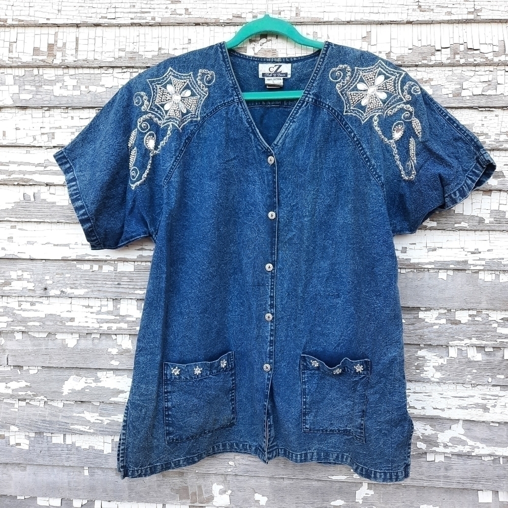 🌟 Vintage Club Z Denim acid washed shirt size large